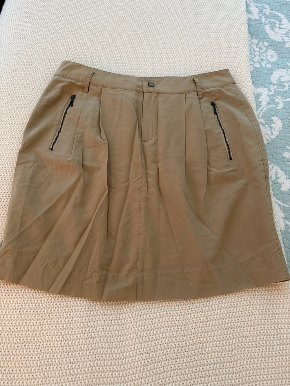 Banana Republic Gold-Tone Mini Skirt with Zip Pockets